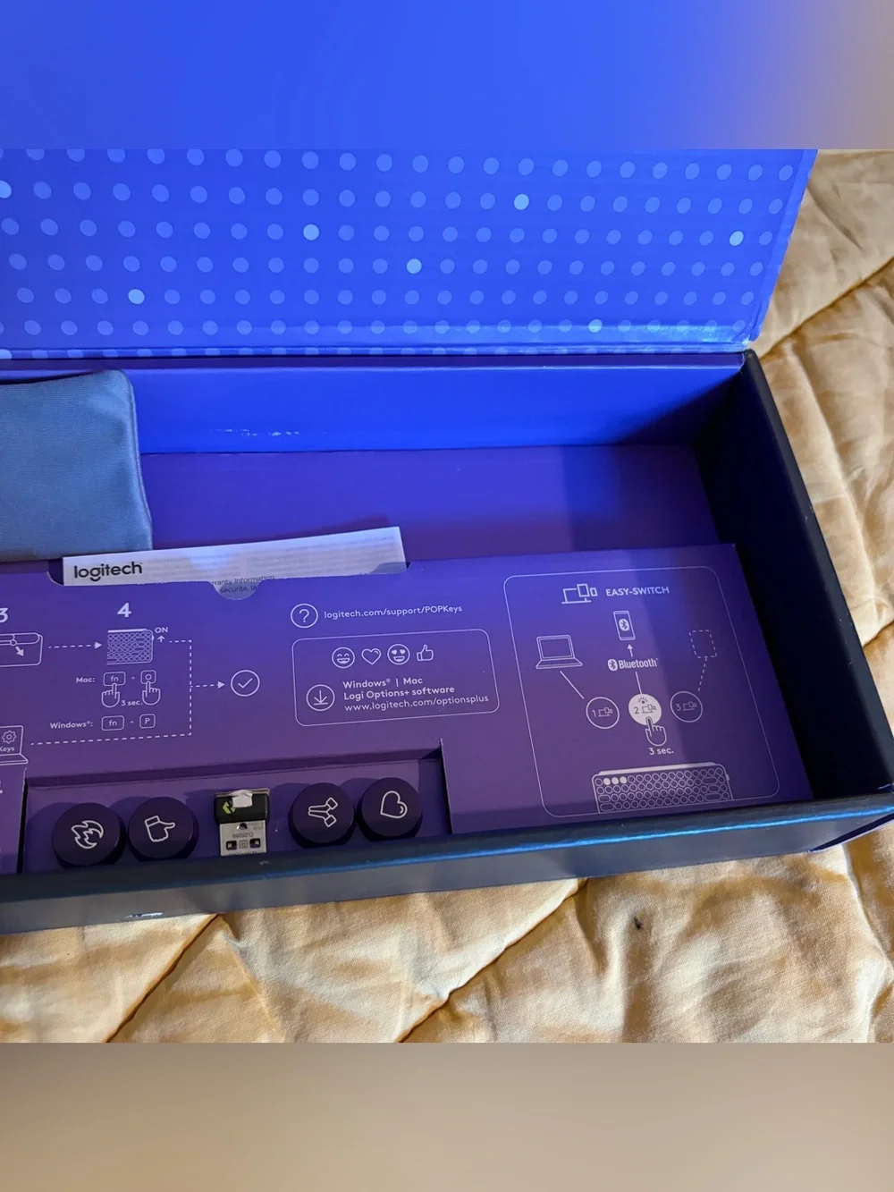 Logitech POP Keys Wireless Keyboard - Lavender Purple